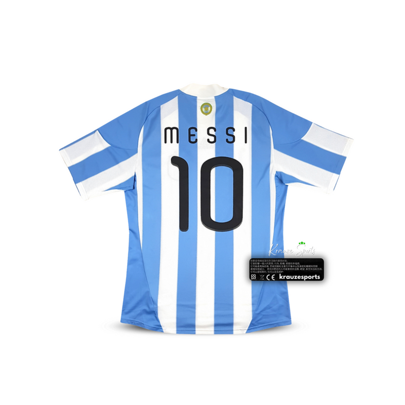 camisa-argentina-2010-oficial-copa-do-mundo-camisa-messi-2010-camisa-de-futebol-argentina-camisa-historica-seleção-argentina-2010-camisa-copa-2010-edicao-limitada-camisa-argentina-adidas-messi-número-10-camisa-classica-argentina-camisa-para-colecionador
