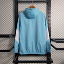 Jaqueta Corta Vento Manchester City 23/24 - Azul e Branca-Krauze Sports